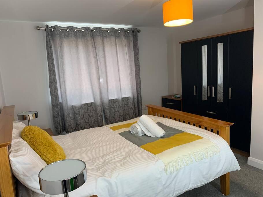 Aqua Dreams - Serviced Luxury Modern Belfast City Centre 2 Bed Apartment Exterior foto